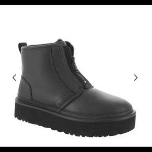 Ugg platform boot (black)